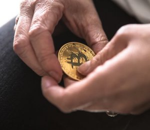 wie man lokale bitcoins verdient bitcoin-mining mit titan-v-gewinn