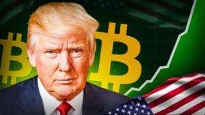 Ein älterer Mann mit blondem Haar in einem dunklen Anzug steht ernst vor einem Hintergrund mit goldenen Bitcoin-Symbolen, einem steigenden grünen Kursdiagramm und einer wehenden US-Flagge. Das Bild verbindet die Themen Politik, Wirtschaft und Kryptowährungen.